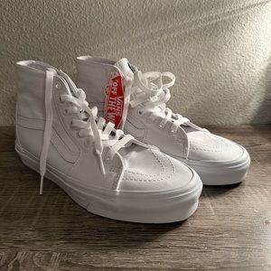 Vans Canvas True White Sk8-Hi Tapered Shoes